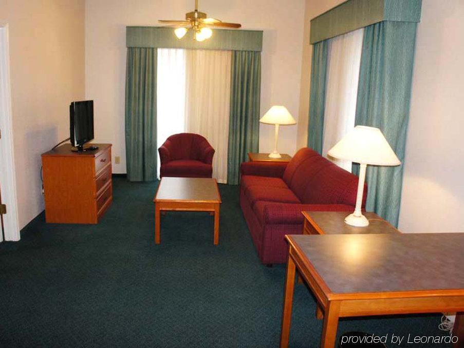 Baymont By Wyndham Greenville Woodruff Rd Buitenkant foto