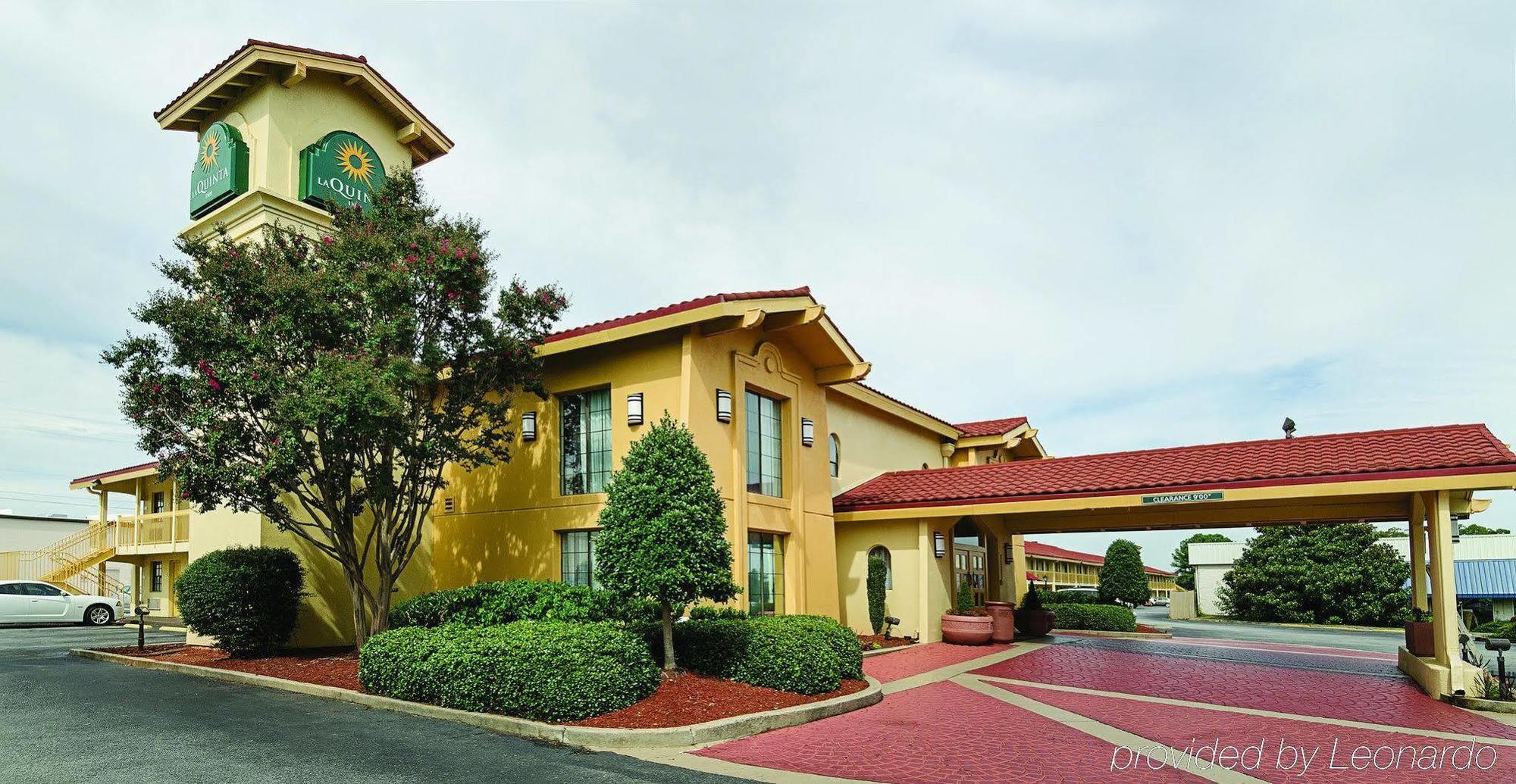 Baymont By Wyndham Greenville Woodruff Rd Buitenkant foto